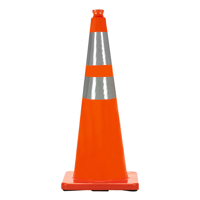 RC900D-5/6 GRIP HEAVY DUTY BLACK BASE PVC TRAFFIC CONE 