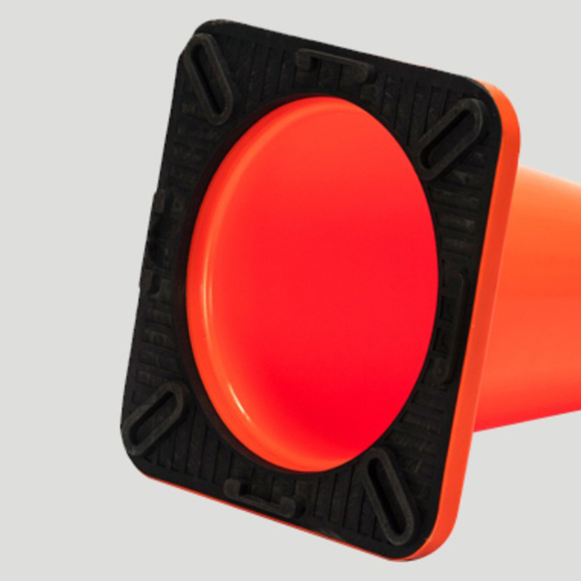 RC450D-1 GRIP HEAVY DUTY BLACK BASE PVC CONE