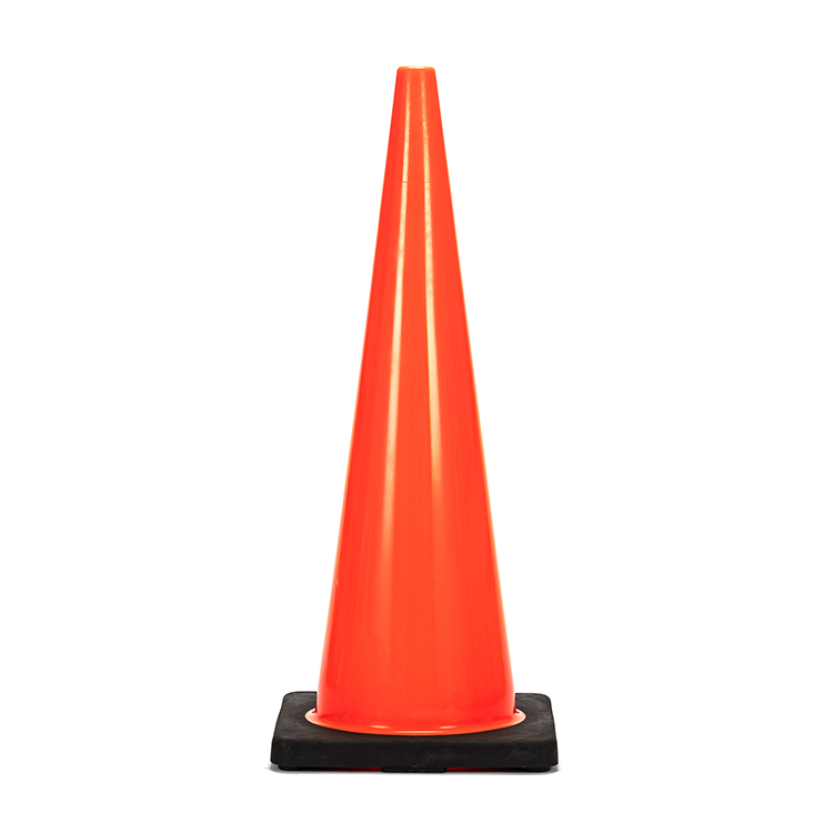 RC900C-1 HEAVY DUTY BLACK BASE PVC TRAFFIC CONE - AMERICAN STD