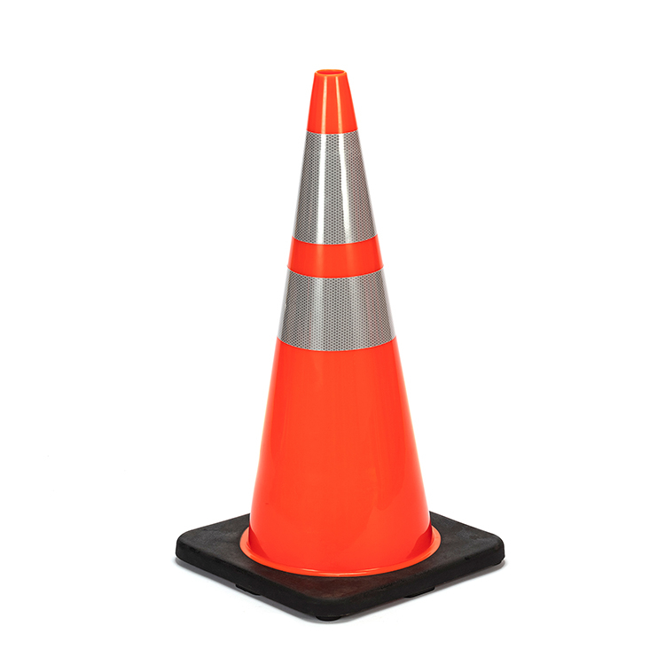 RC700C-1 HEAVY DUTY BLACK BASE PVC TRAFFIC CONE - AMERICAN STD