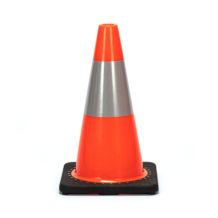 RC450B-1 18" HEAVY DUTY BLACK BASE PVC TRAFFIC CONE - AUSTRALIA MARKET