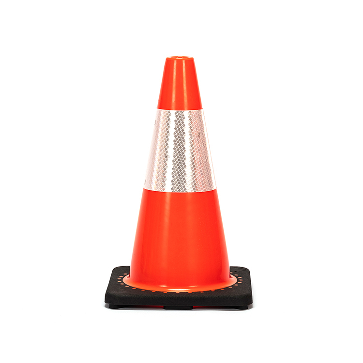 RC450B-1 18" HEAVY DUTY BLACK BASE PVC TRAFFIC CONE - AUSTRALIA MARKET