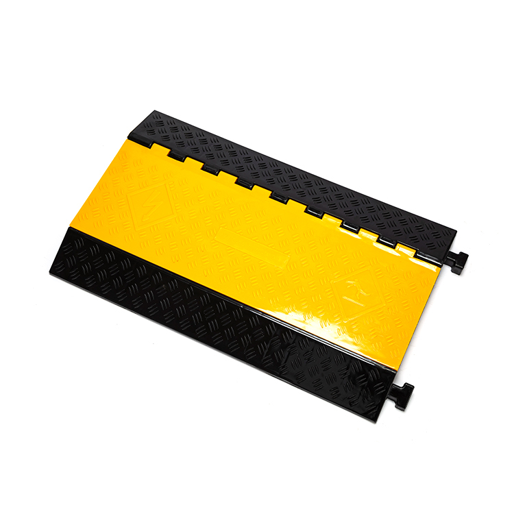 CP-5PU PLASTIC (TPU) CABLE PROTECTOR RAMP / CABLE GUARD